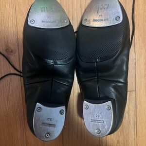 Bloch Tap Shoes Women’s size 10
